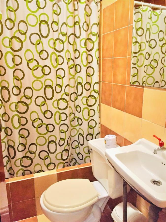Hostal Carlos Tenaud Lima Exterior foto