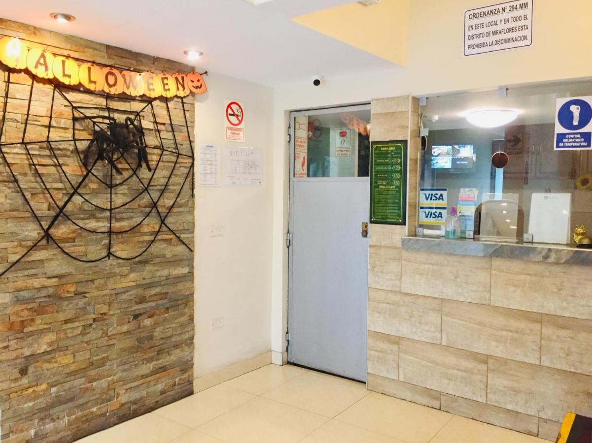 Hostal Carlos Tenaud Lima Exterior foto